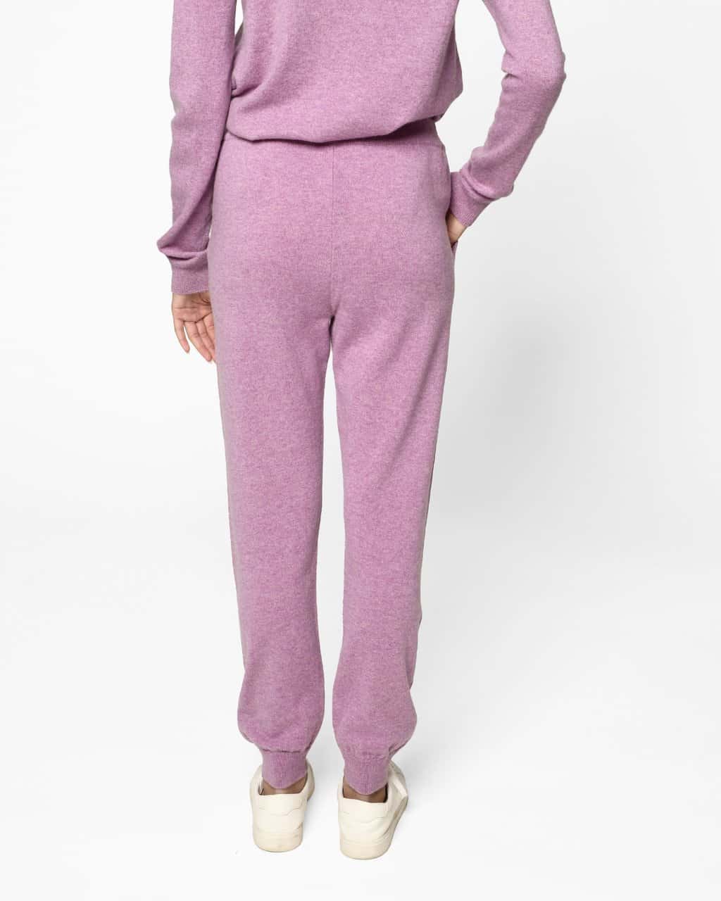 Editor s Pick Nicole Miller s Ultra Comfortable Cashmere Joggers Daily Front Row