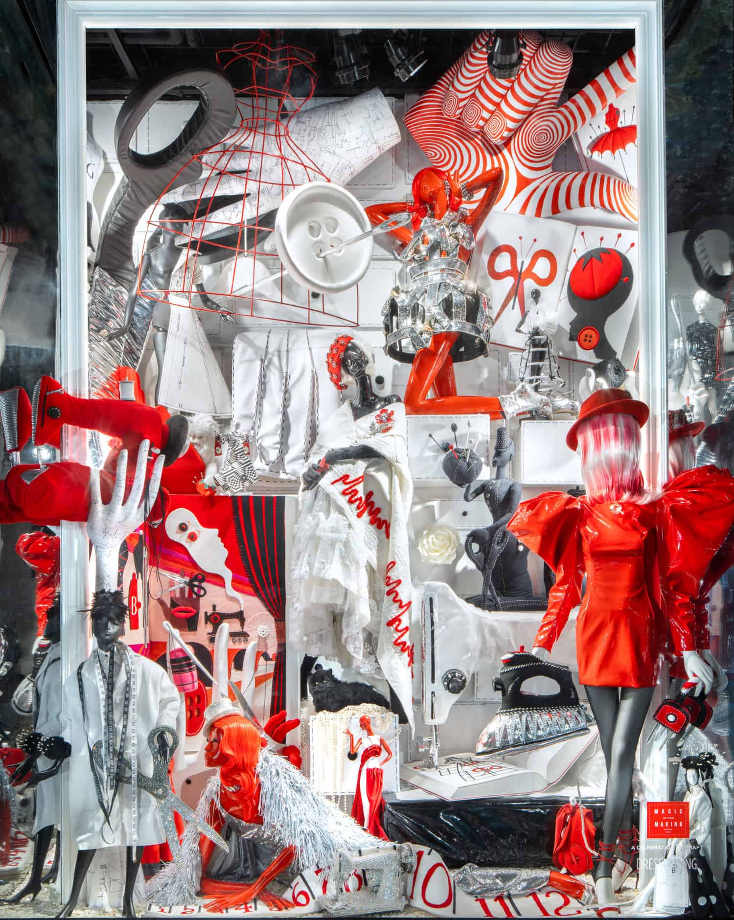 BERGDORF GOODMAN UNVEILS HOLIDAY WINDOWS - MR Magazine