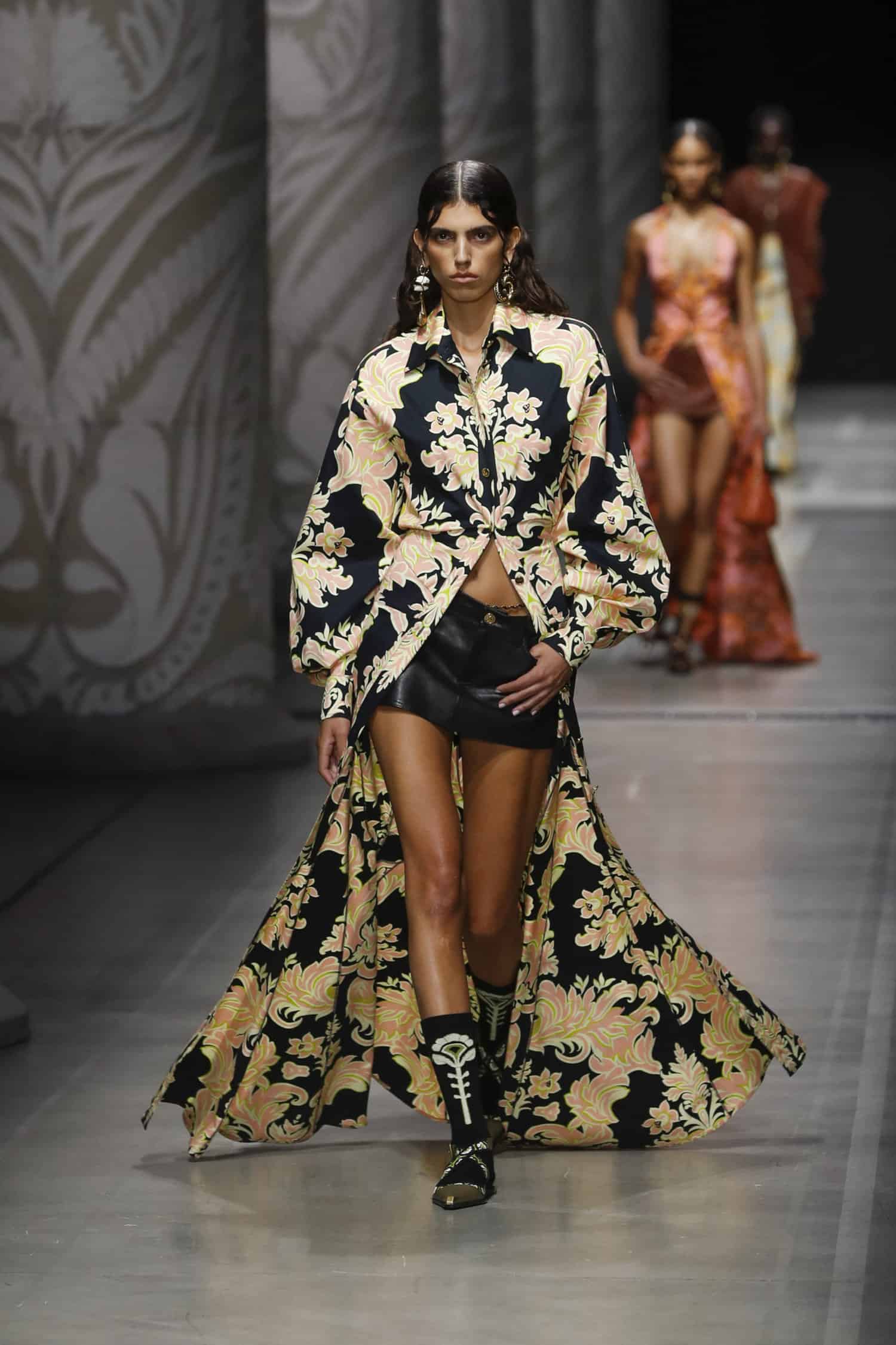 Etro Ready to wear Fashion Show, Collection Fall Winter 2022