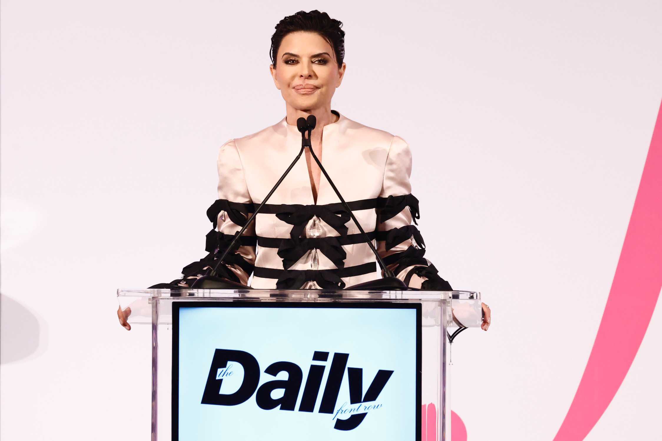 Lisa Rinna, Fashion Los Angeles Awards, speeches, red carpet