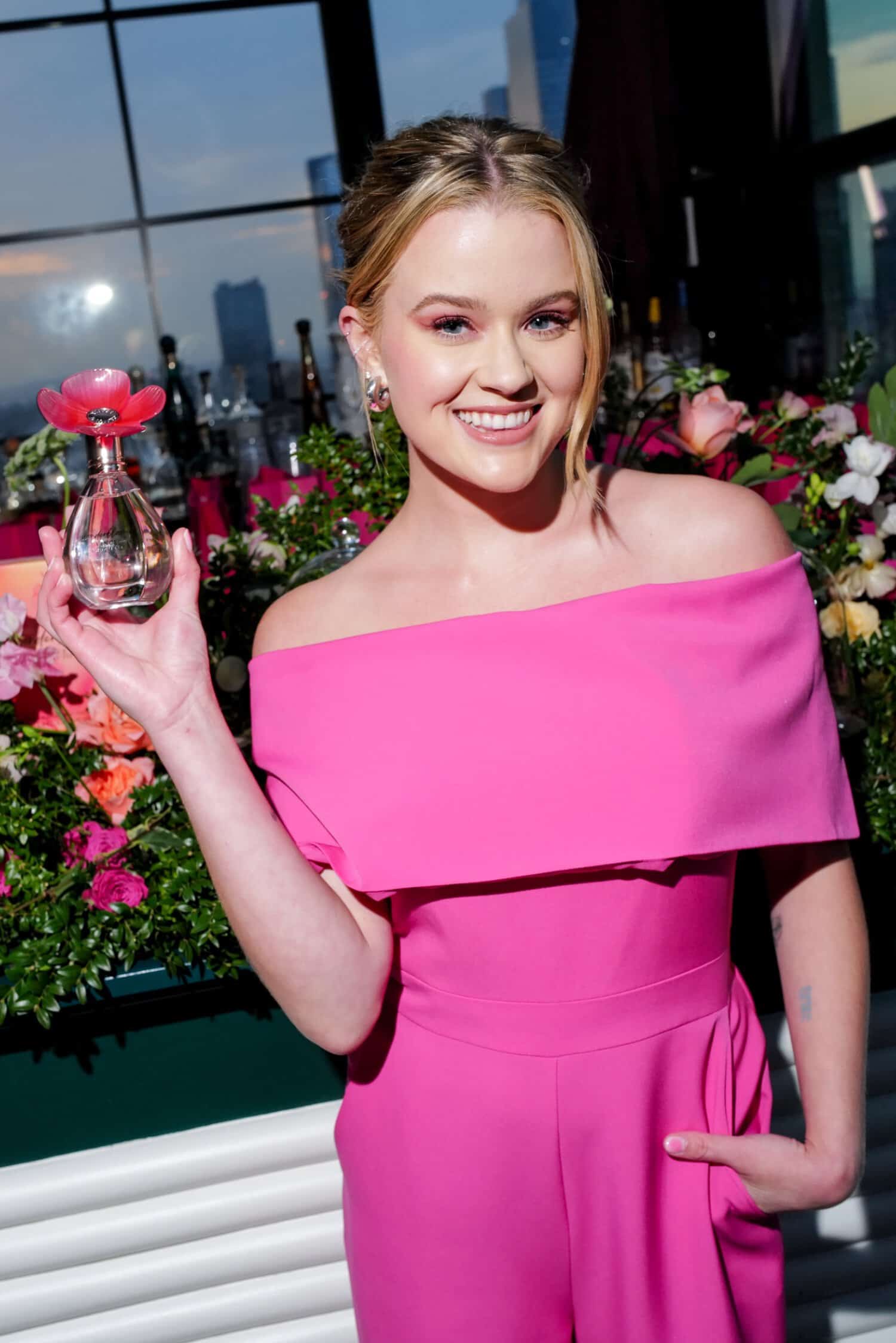 Ava Phillippe, Vince Camuto, perfume, beauty, parties, perfume, fragrance
