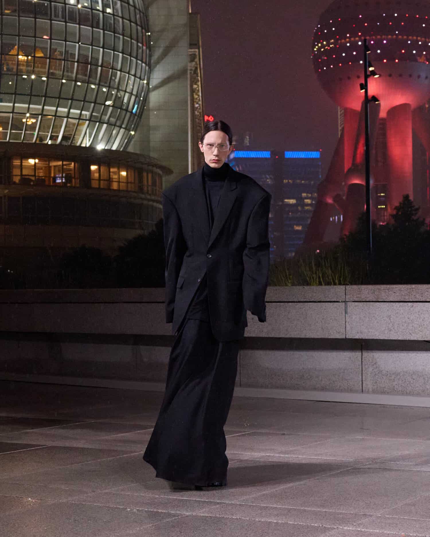 Balenciaga, Demna, fashion, runway, runway show, fashion show, Shanghai