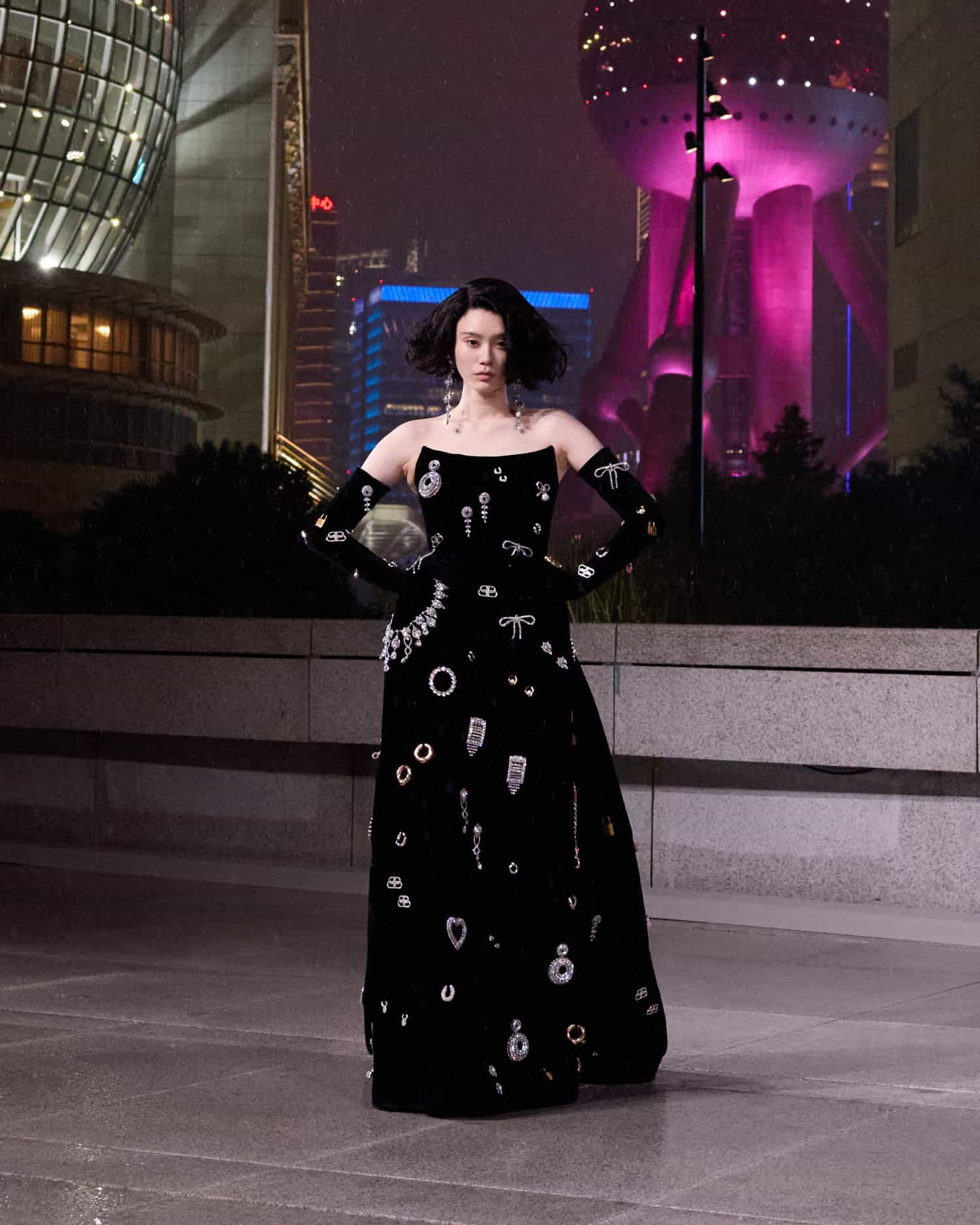 Balenciaga, Demna, fashion, runway, runway show, fashion show, Shanghai