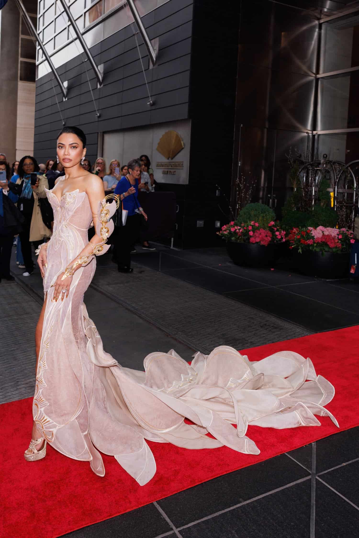 Mona Palet, German Larkin, Iris Van Herpen, Met Gala