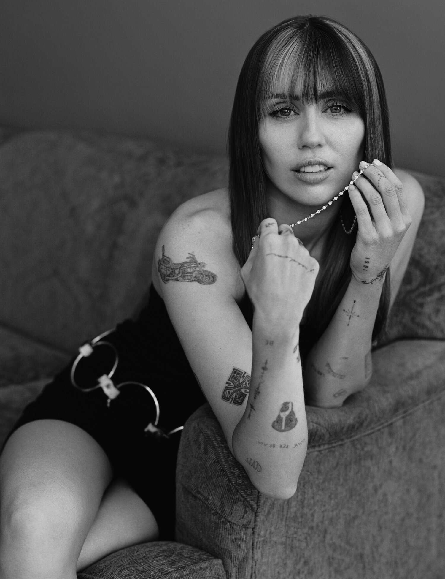 Miley Cyrus, W Magazine, magazines, covers, editorials, Sara Moonves