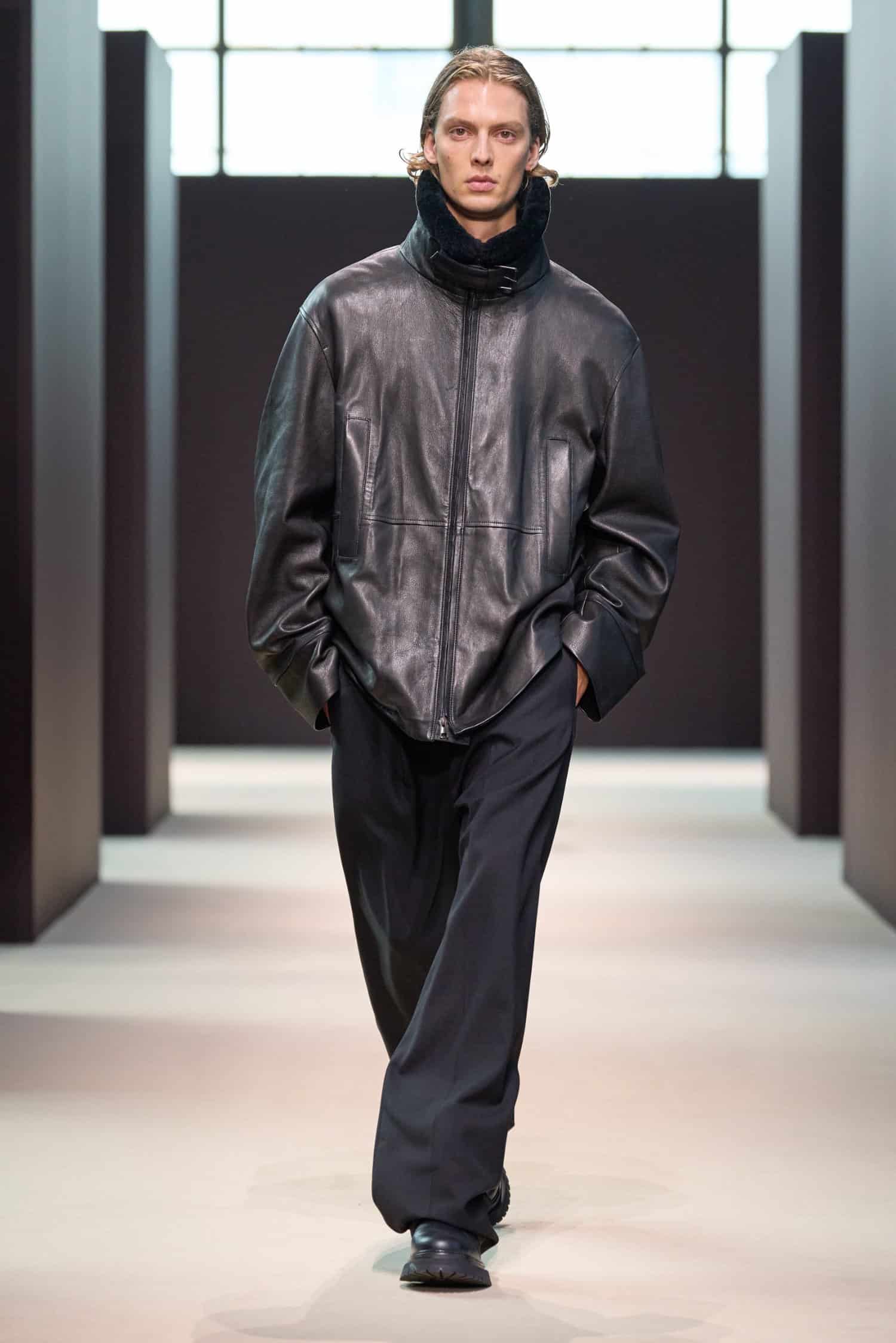 Leon Dame, COS