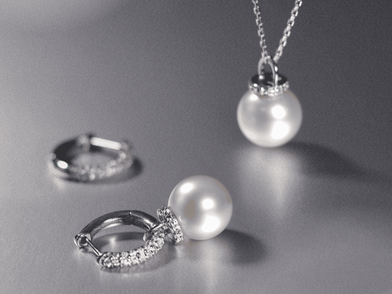 Elevate Your Elegance with Gingiberi Pearl Jewelry