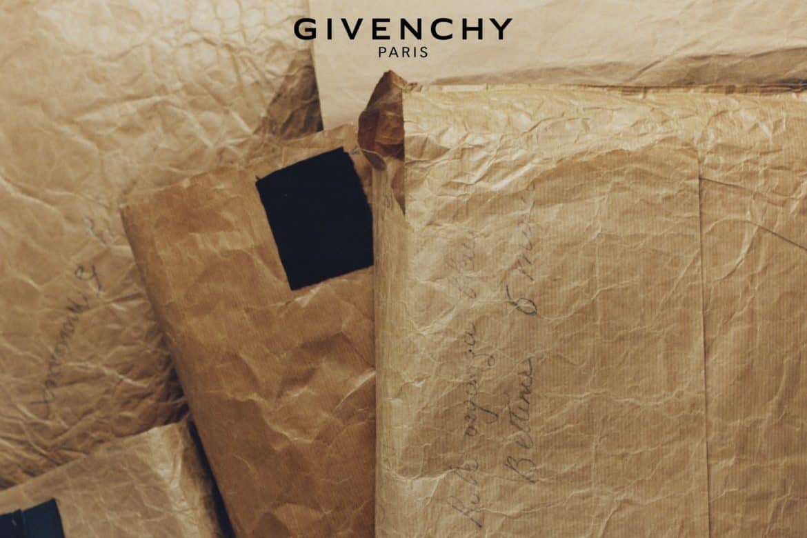 Givenchy, Fall 2025, runway, runway show, fashion, livestream, Sarah Burton, PFW, Paris Fashion Week, Paris Fashion Week Fall 2025