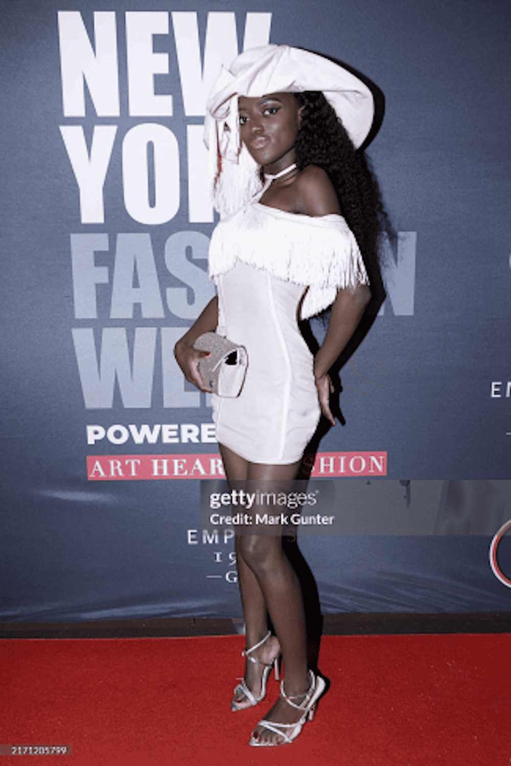 Elevating Sportswear, Streetwear, and Casual Fashion with Sustainable, Red Carpet-Ready Designs Elevating Sportswear, Streetwear, and Casual Fashion with Sustainable, Red Carpet-Ready Designs
